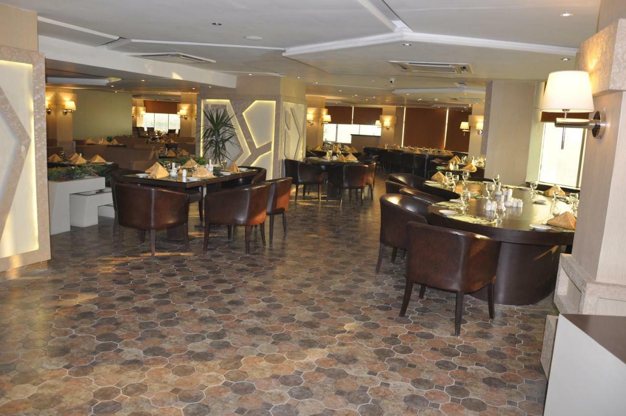 Fort Continental Hotel Peshawar Exterior foto
